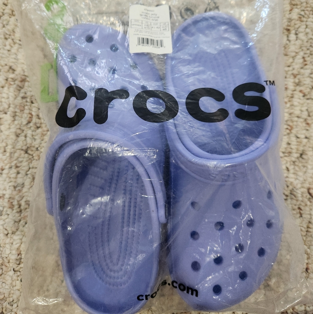 Crocs